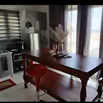 Poseidonia 50 & 70 Sqm With Sea View 아파트 *