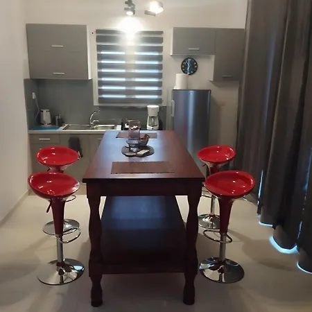 Poseidonia 50 & 70 Sqm With Sea View * Corinto