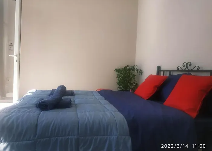 Poseidonia 50 & 70 Sqm With Sea View * Corinto