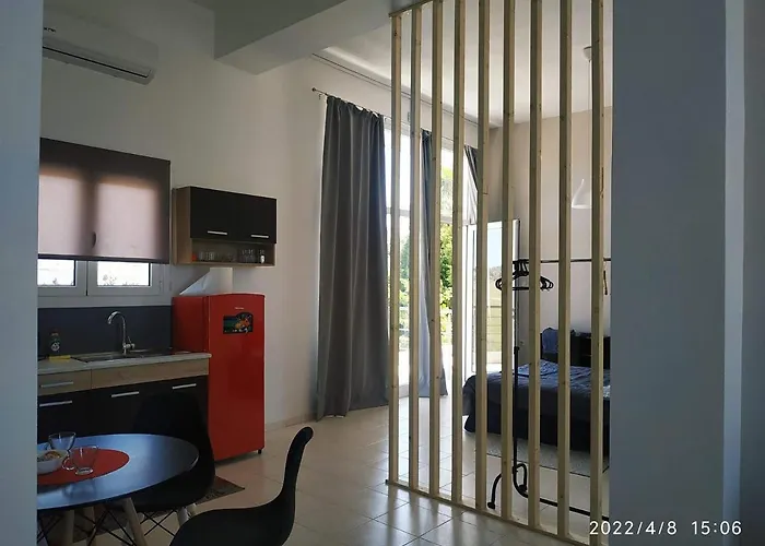 Poseidonia 50 & 70 Sqm With Sea View Apartmán